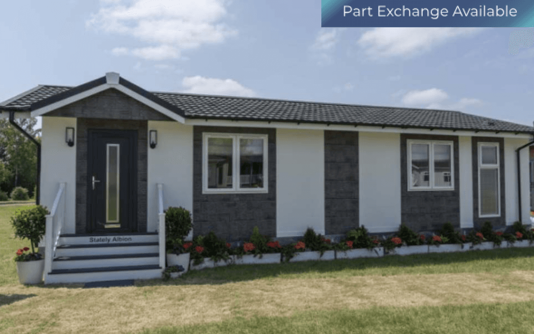 Stately Albion Hatfield